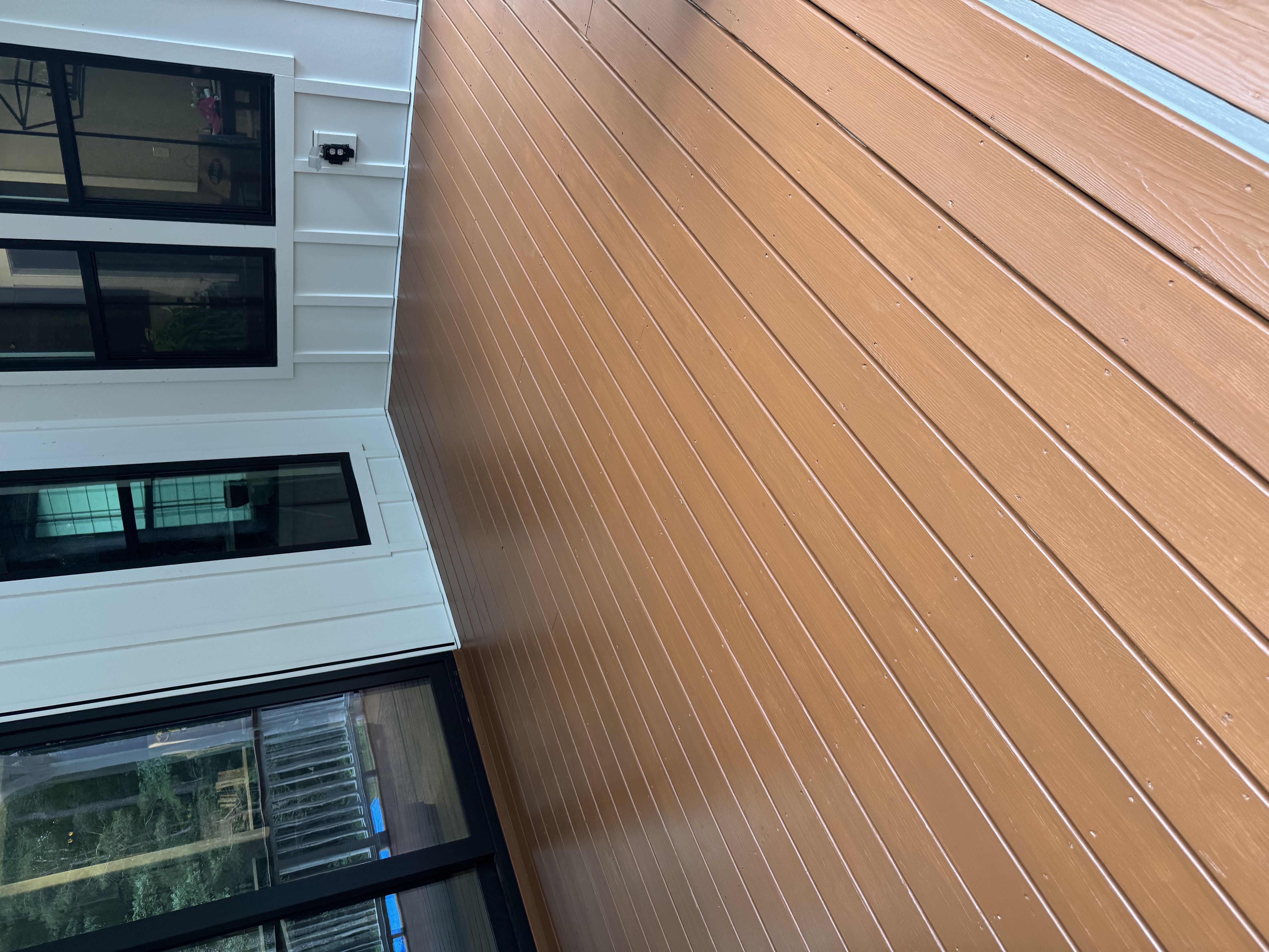 Deck Staining & Refinish